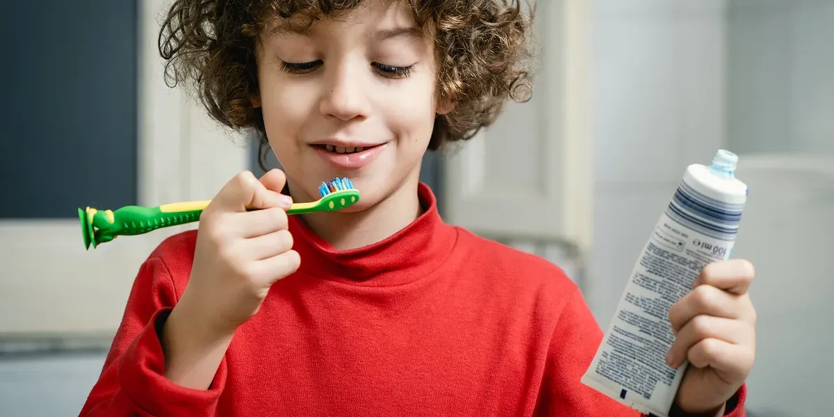 Fluoride vs. Non-Fluoride Toothpaste: Which One Is Better for Kids?